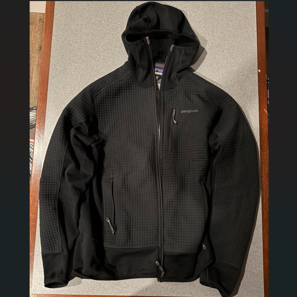 Men's Medium Patagonia Shell Jacket with helmet liner hood